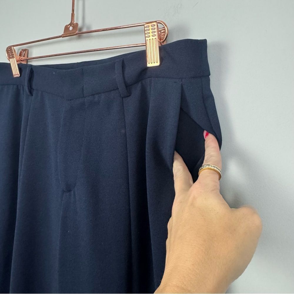 Allen Schwartz | New Classic Navy Blue Trousers Women’s Size 6 — image 3 of 8